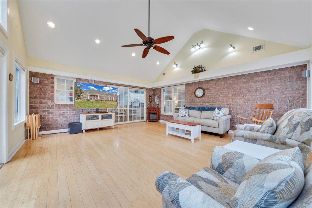 611 Highfield Rd, Salem, Virginia image 45