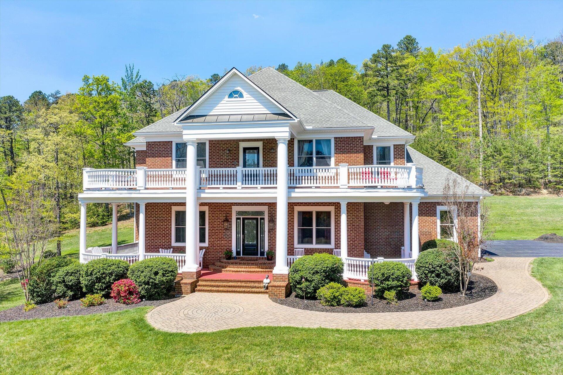 2015 Richland Hills DR, Salem, VA 24153 - #: 897410