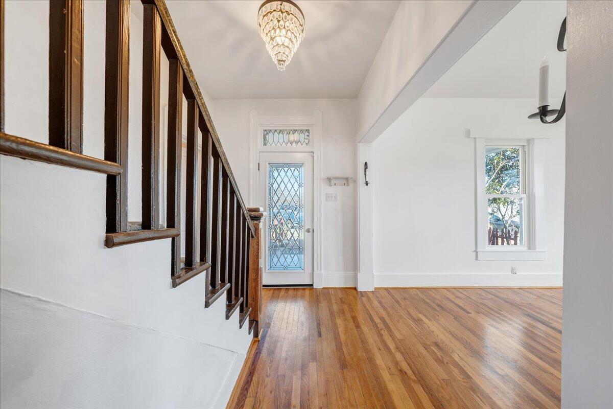 8 Middle St, New Castle, Virginia image 18