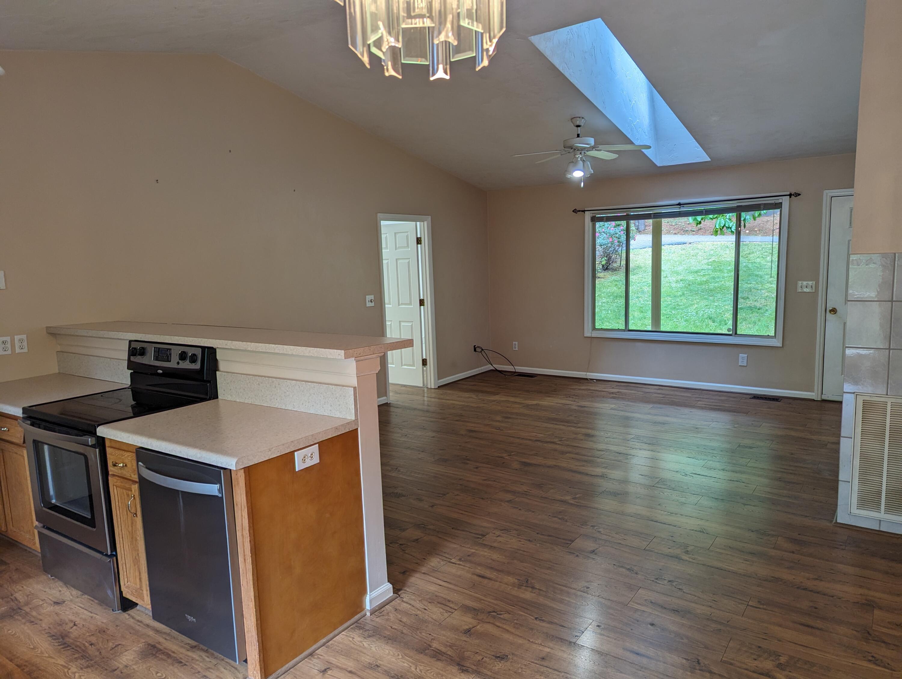 51 Crestwood Cir, Boones Mill, Virginia image 11