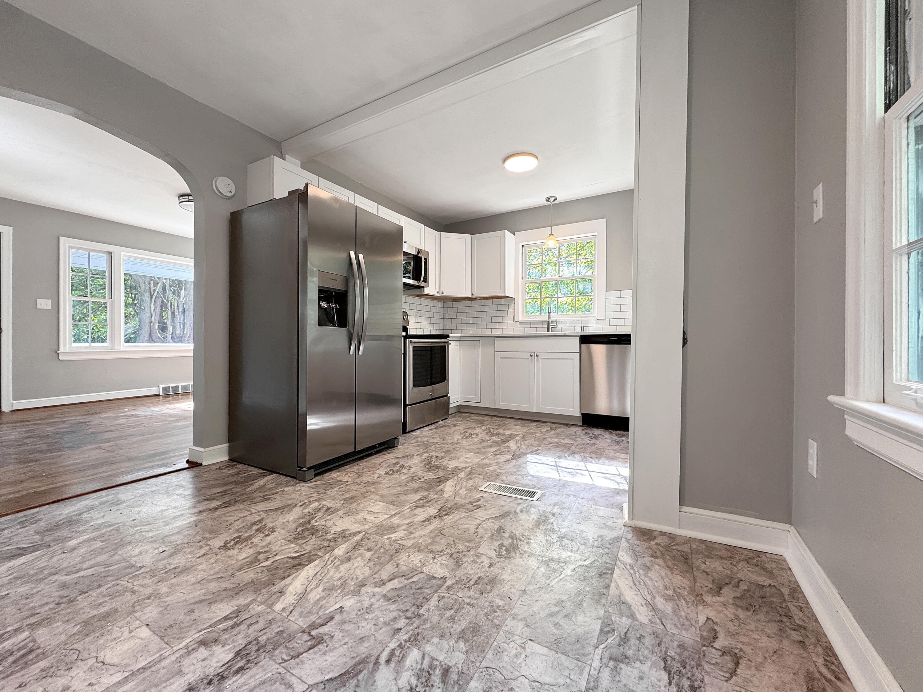 817 Hanover Ave, Roanoke, Virginia image 5