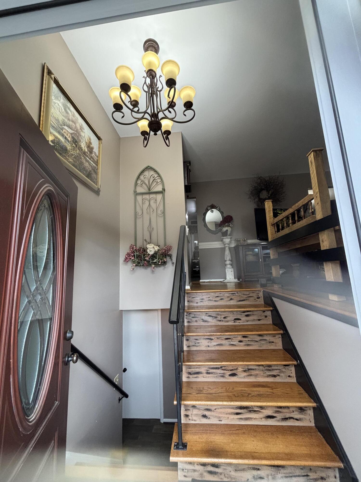 3924 St James Cir, Roanoke, Ohio image 3