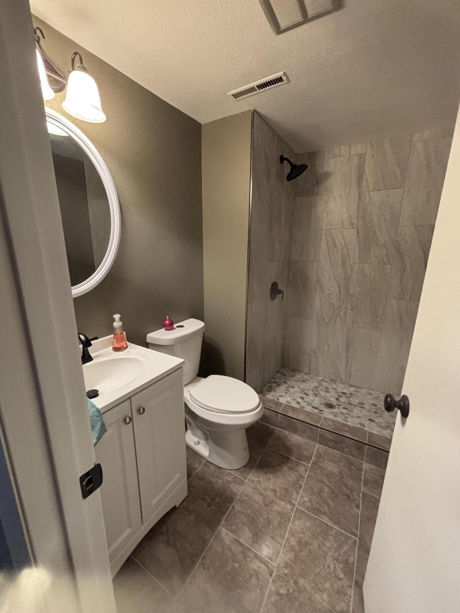 3924 St James Cir, Roanoke, Ohio image 15