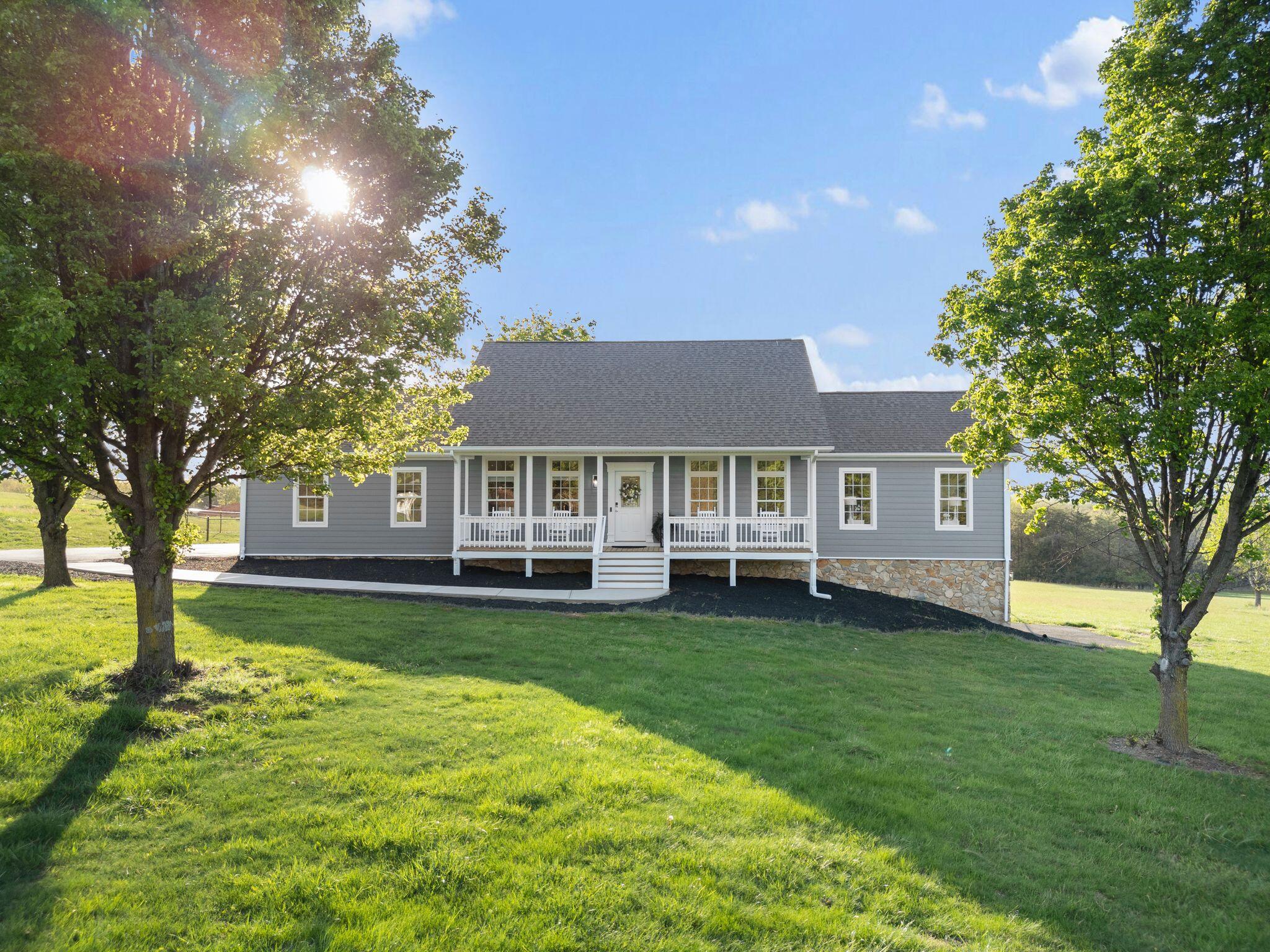 425 Greenhouse Rd, Glade Hill, Virginia image 1