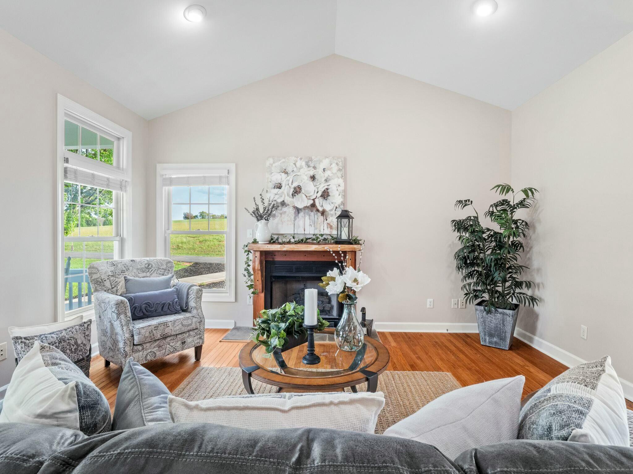 425 Greenhouse Rd, Glade Hill, Virginia image 7