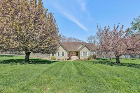 Homes For Sale - 353 Deerpath Dr<br/> Hardy, VA 24101