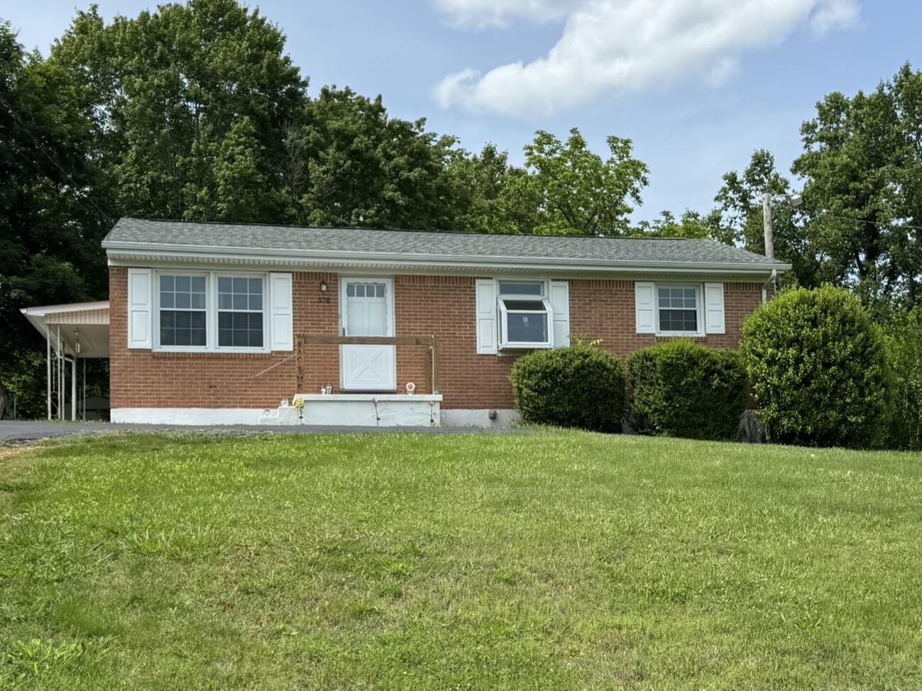 570 Scuffling Hill Rd, Rocky Mount, Virginia image 1