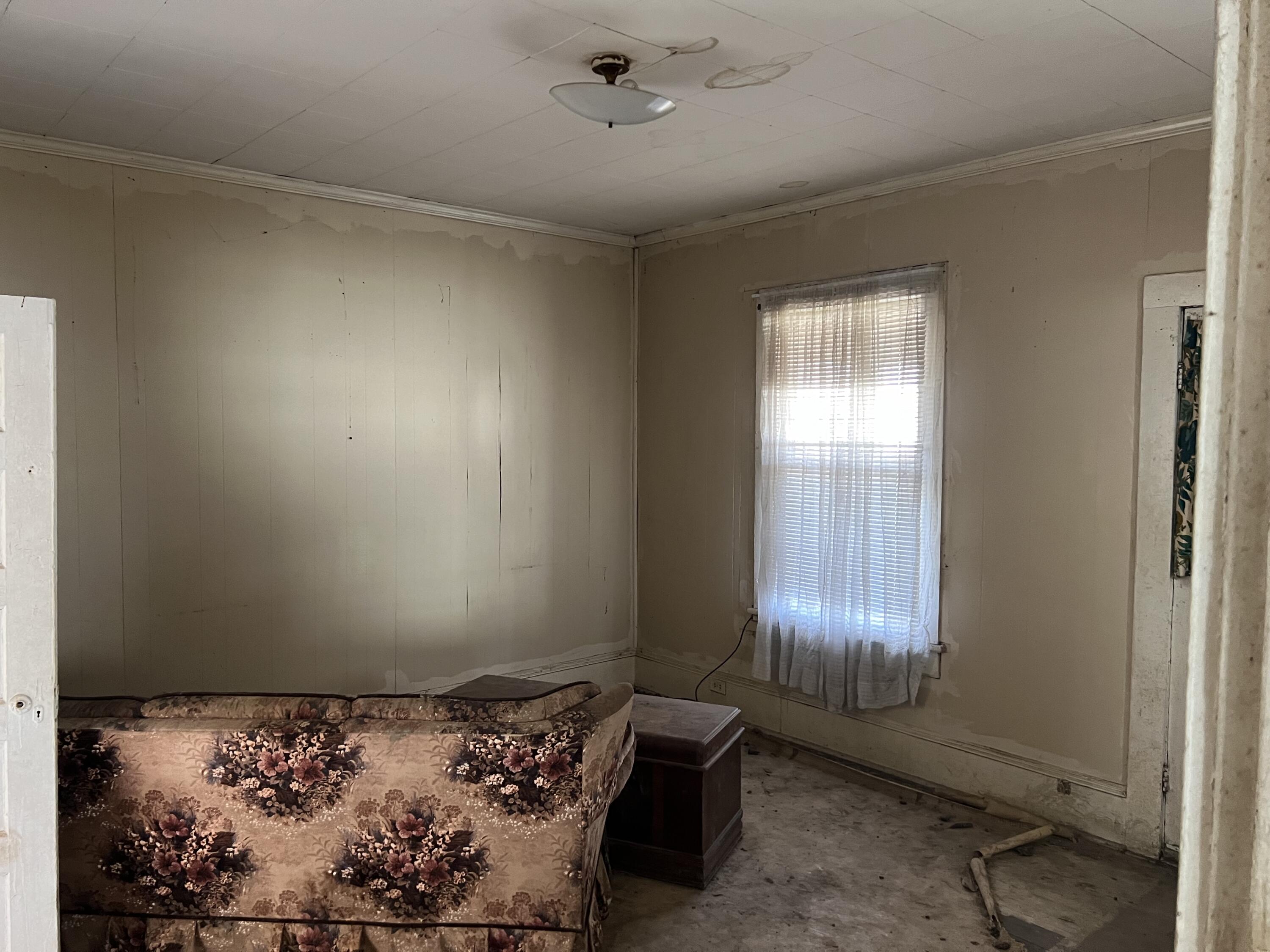 321 E Pine St, Covington, Virginia image 7