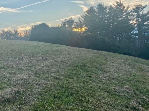 Vacant Land For Sale - Breezewood Cir<br/> Vinton, VA 24179