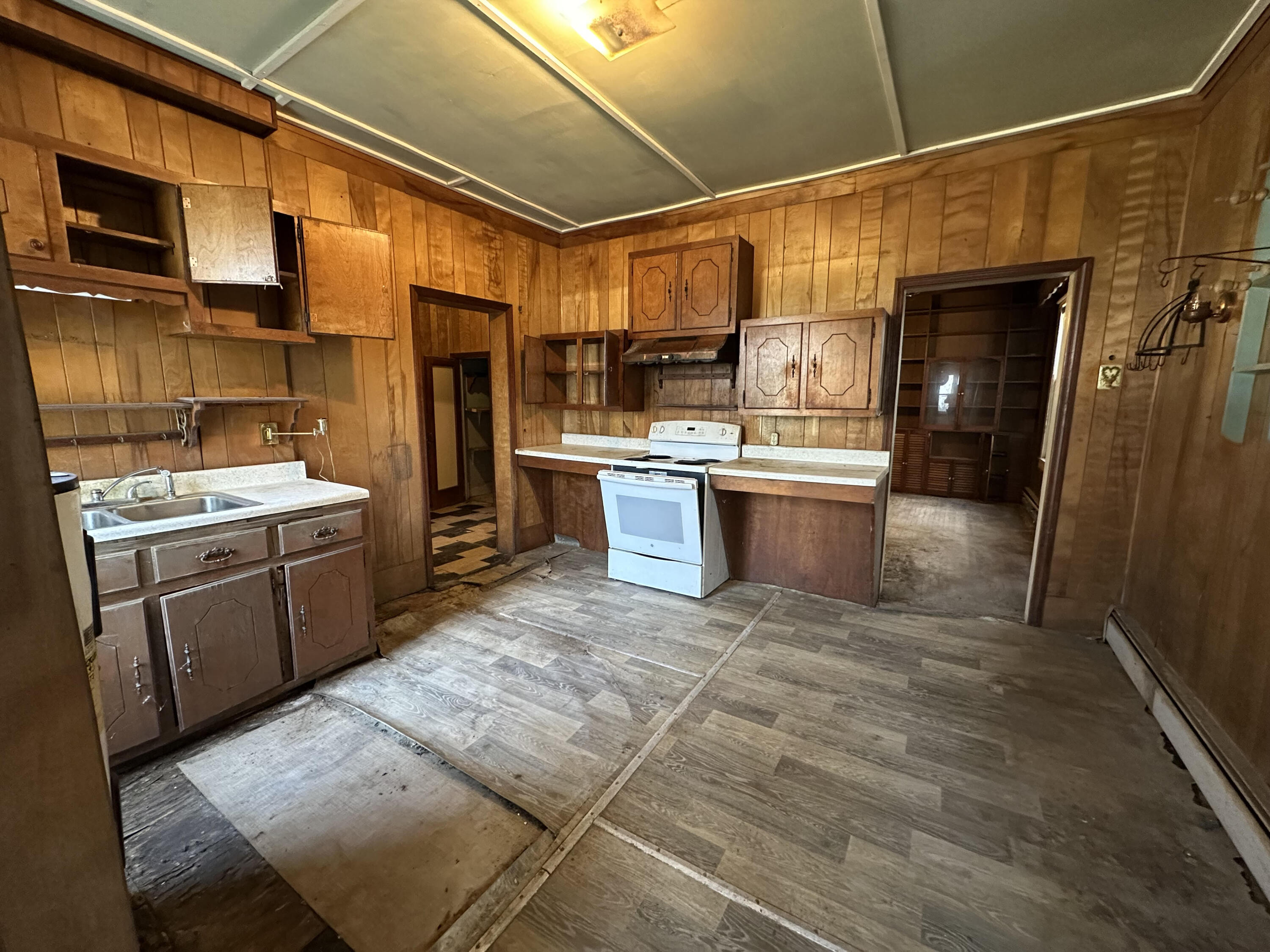 318 W Ridgeway St St, Clifton Forge, Virginia image 34