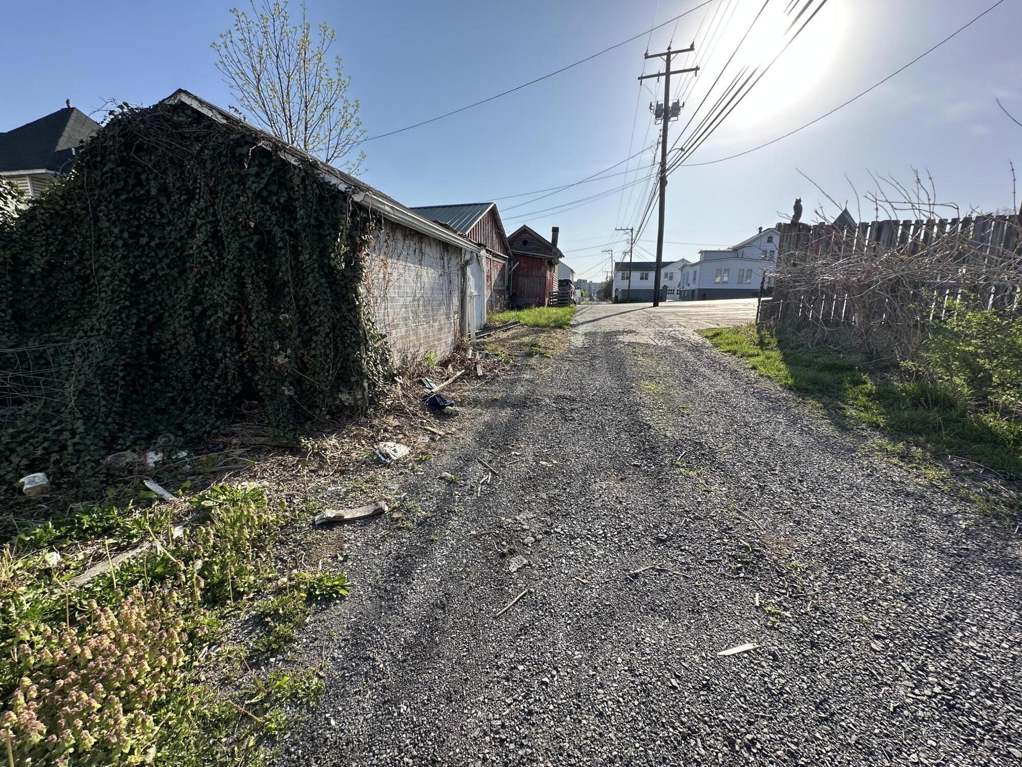 318 W Ridgeway St St, Clifton Forge, Virginia image 23
