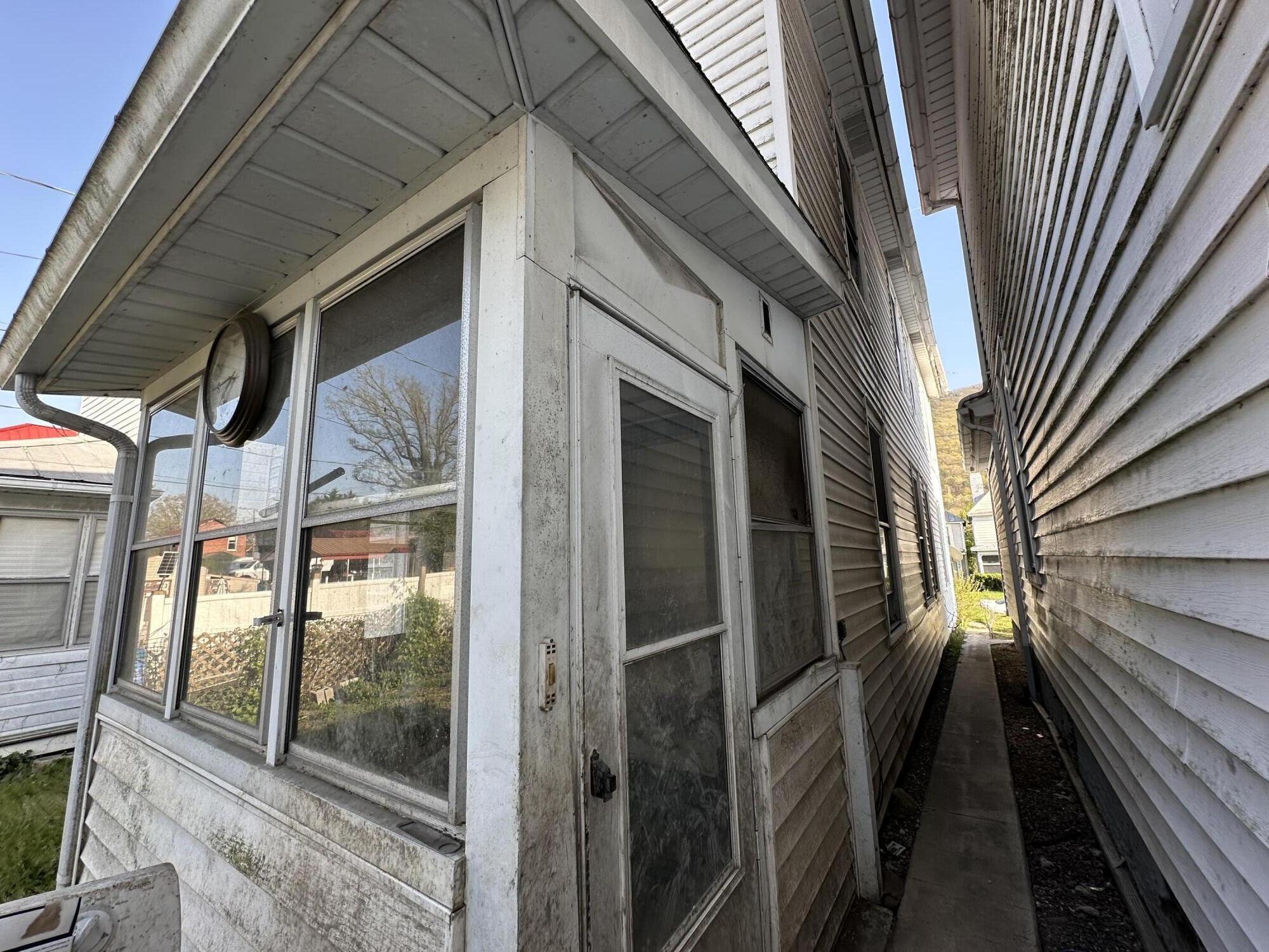 318 W Ridgeway St St, Clifton Forge, Virginia image 11