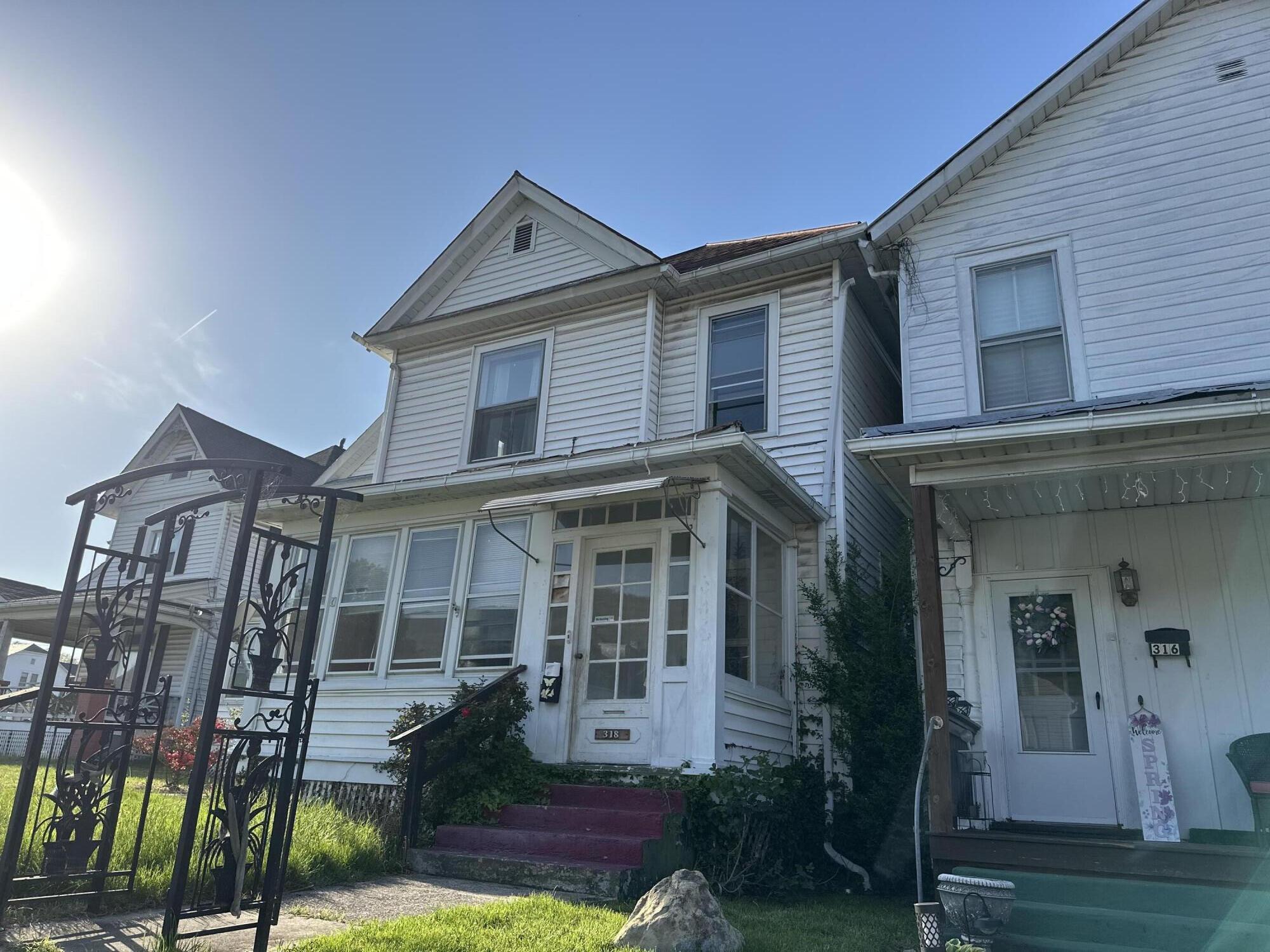 318 W Ridgeway St St, Clifton Forge, Virginia image 3