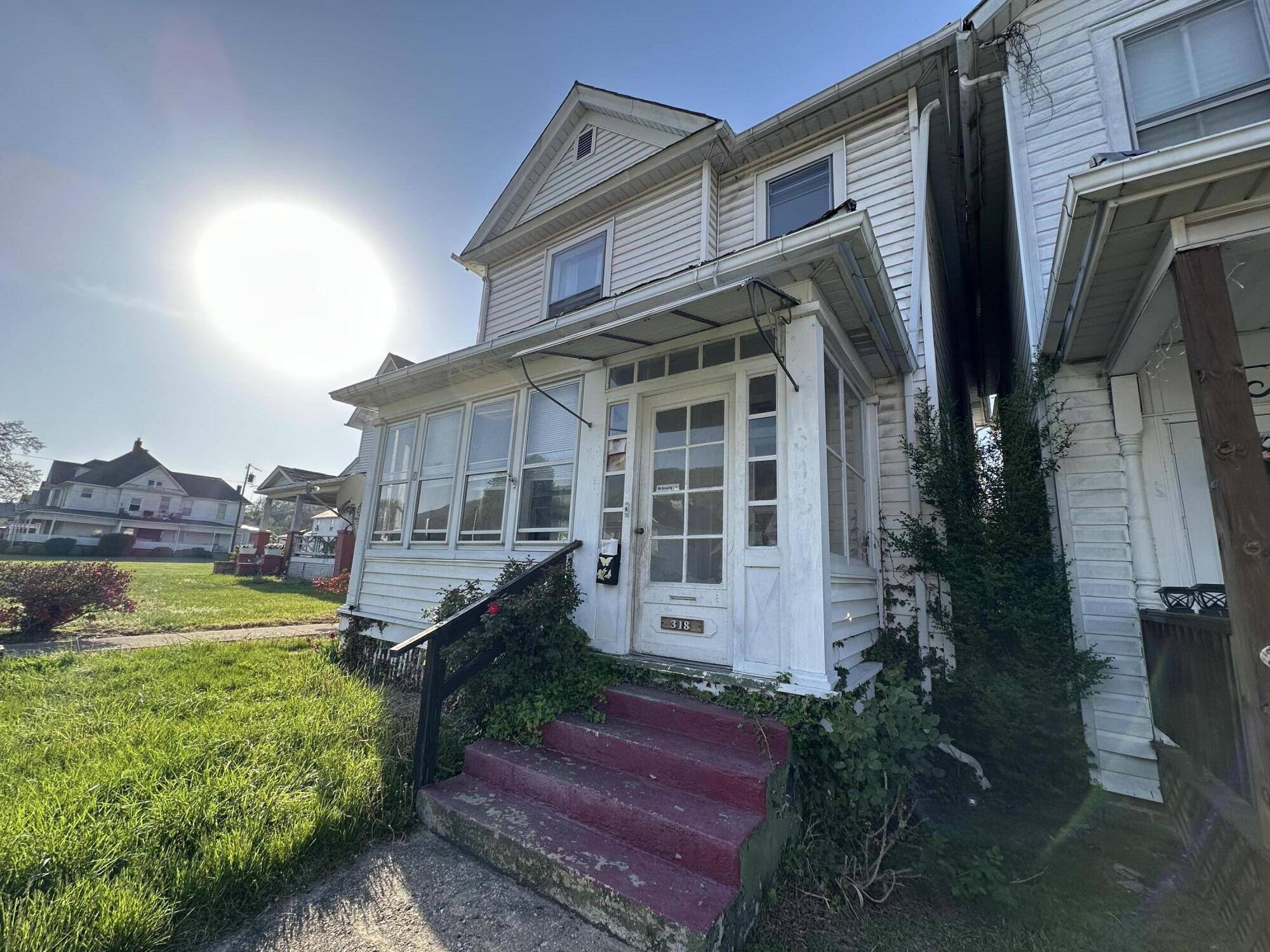 318 W Ridgeway St St, Clifton Forge, Virginia image 5