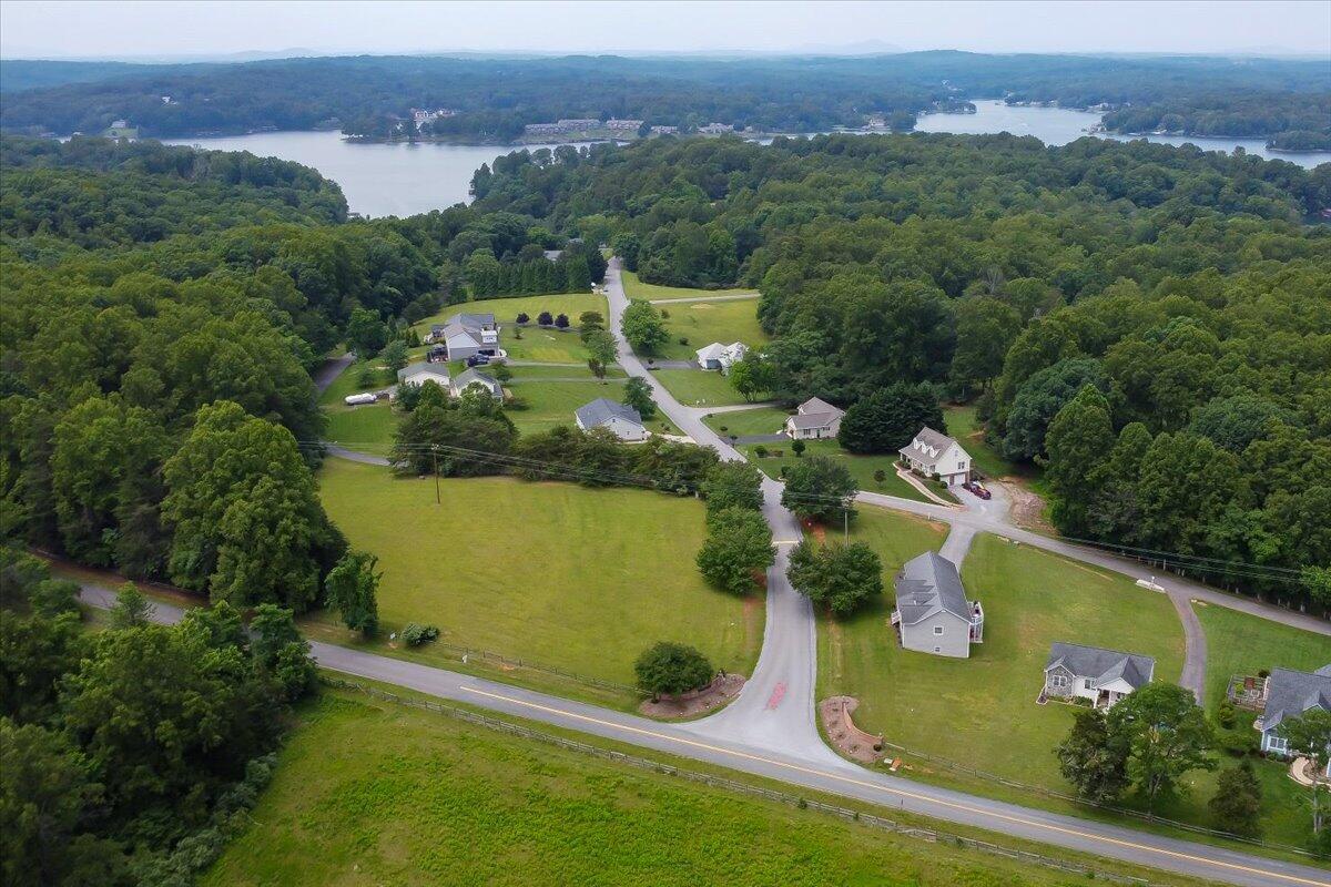 118 Woodley Rd, Moneta, Virginia image 22