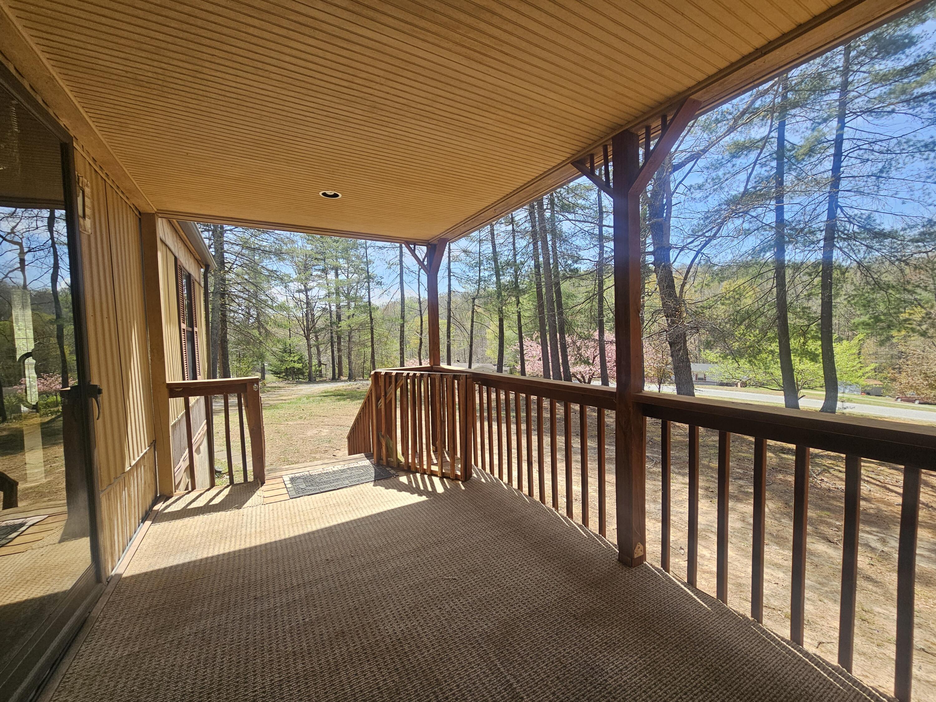 81 Lindsey Ln, Rocky Mount, Virginia image 2