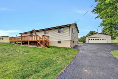 Homes For Sale - 1151 Wheatland Rd<br/> Botetourt County, Buchanan, VA 24066