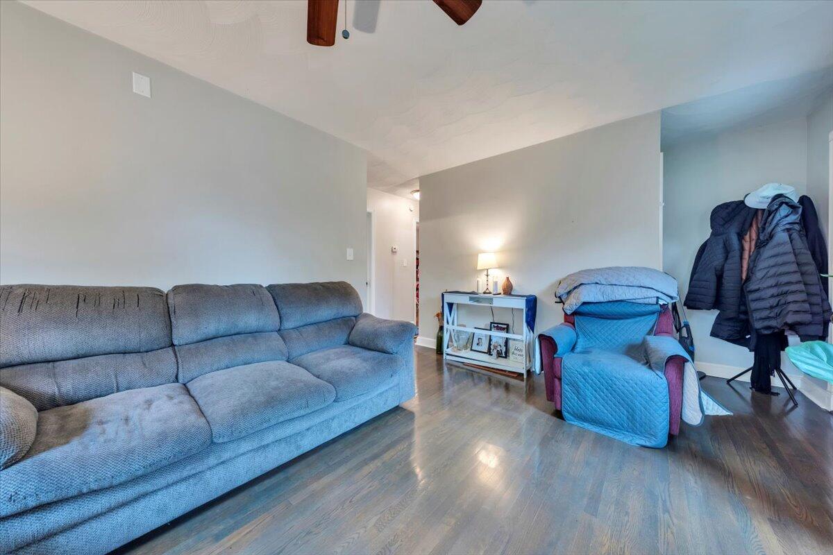 1402 Aspen St, Roanoke, Ohio image 6