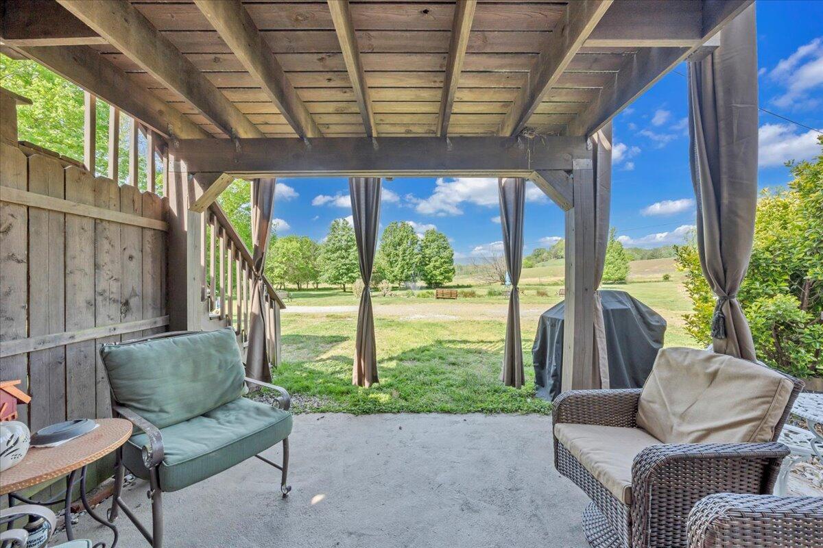 6185 Bent Mountain Rd, Roanoke, Virginia image 49