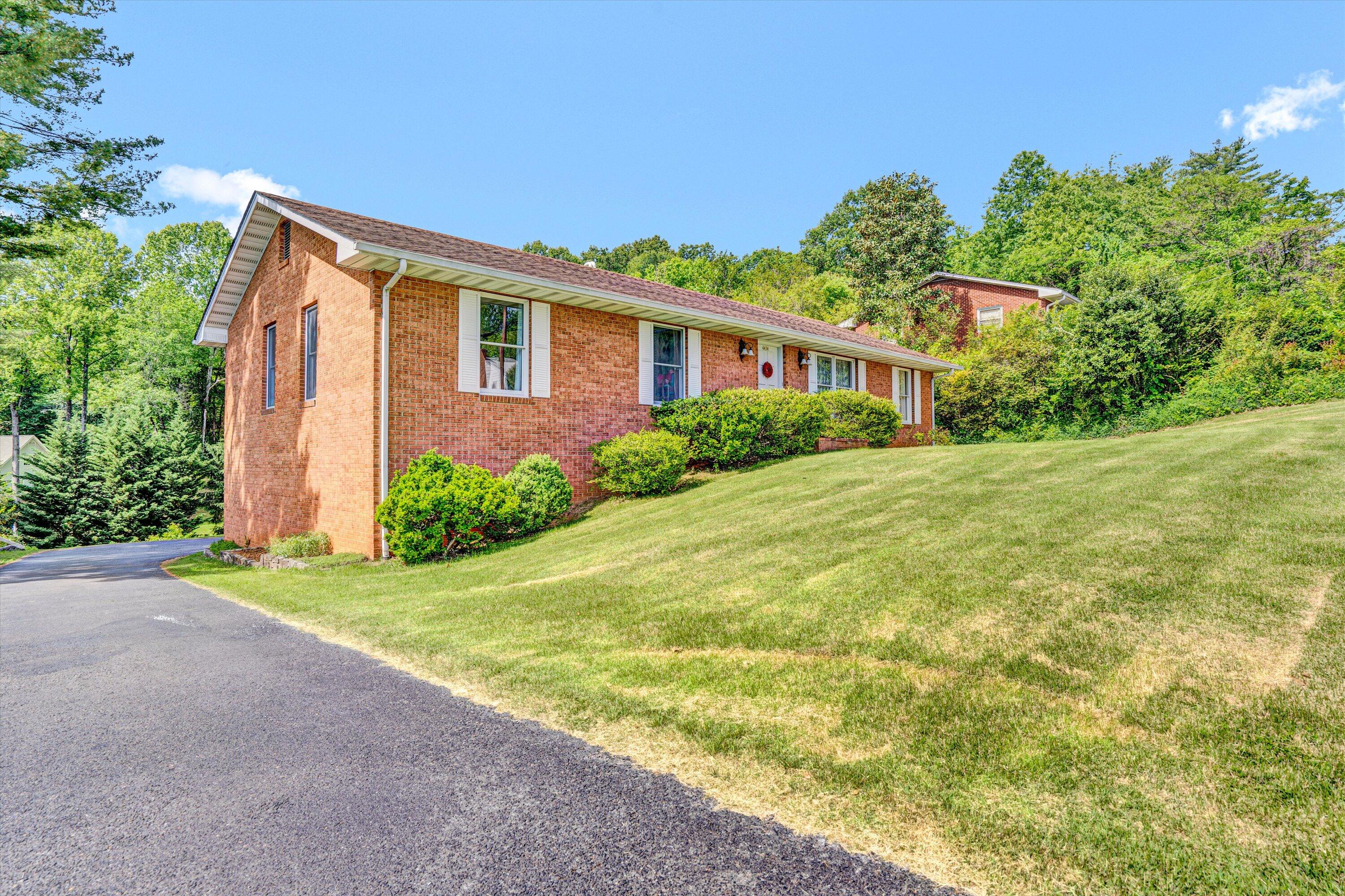 4434 Rosecrest Rd, Roanoke, Virginia image 5