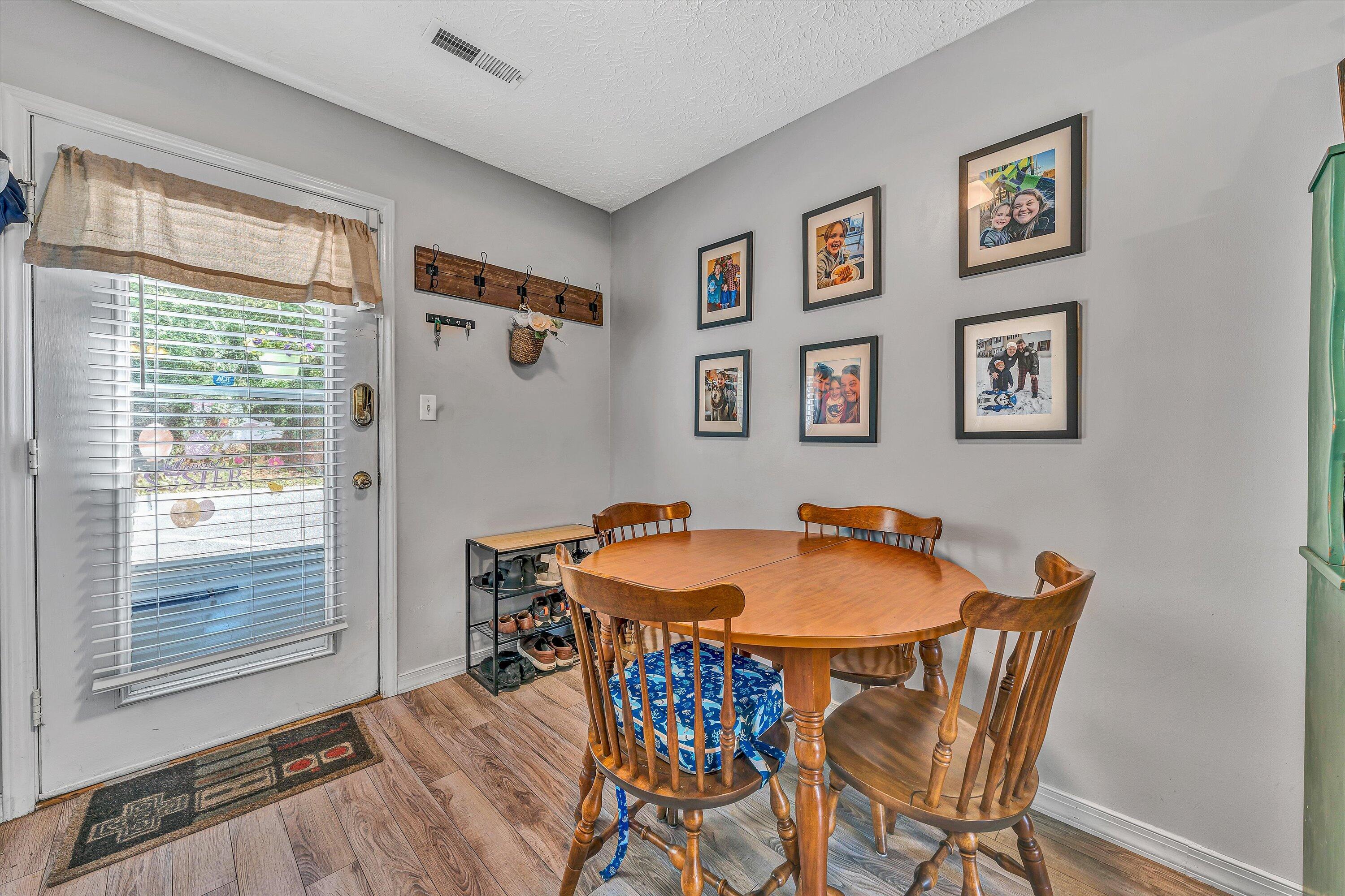 175 Tinkerview Dr, Cloverdale, Virginia image 6