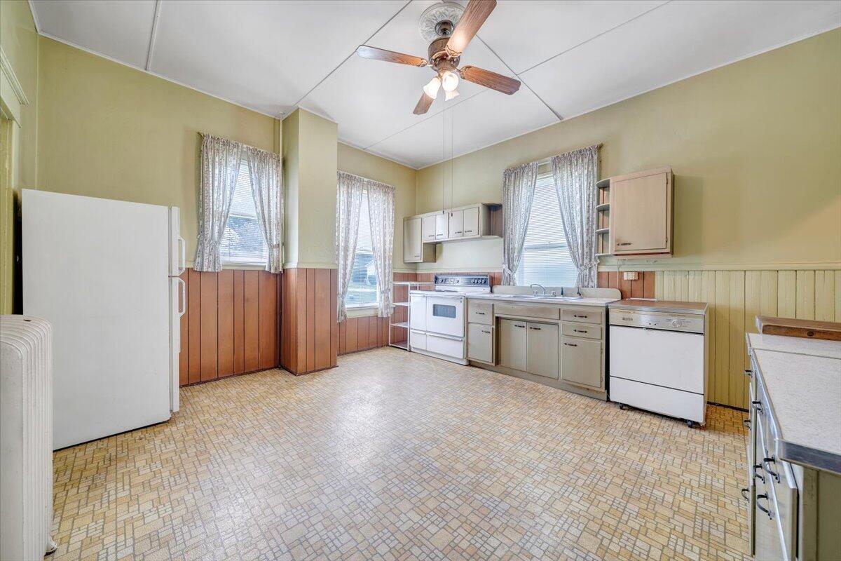 616 Midland Trl, Covington, Virginia image 21