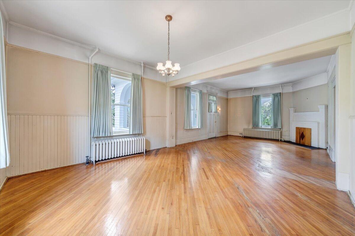 616 Midland Trl, Covington, Virginia image 9