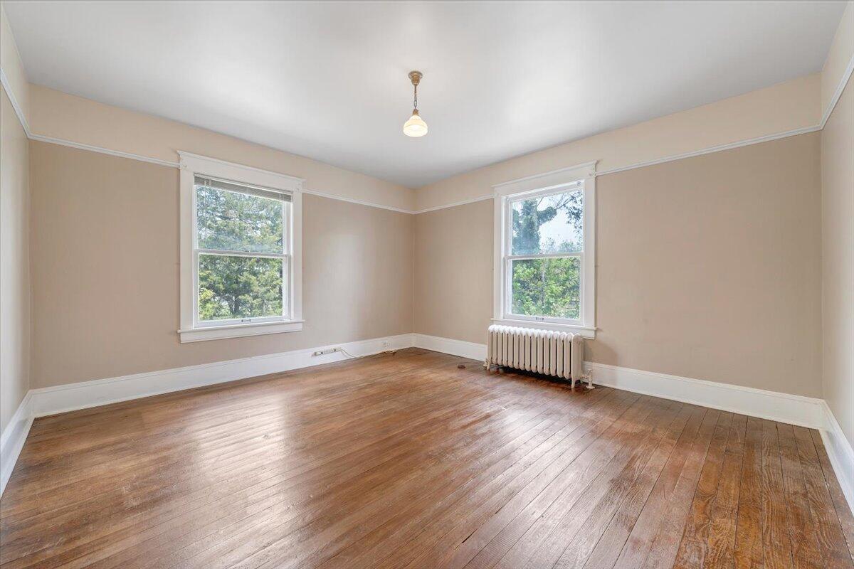 616 Midland Trl, Covington, Virginia image 32