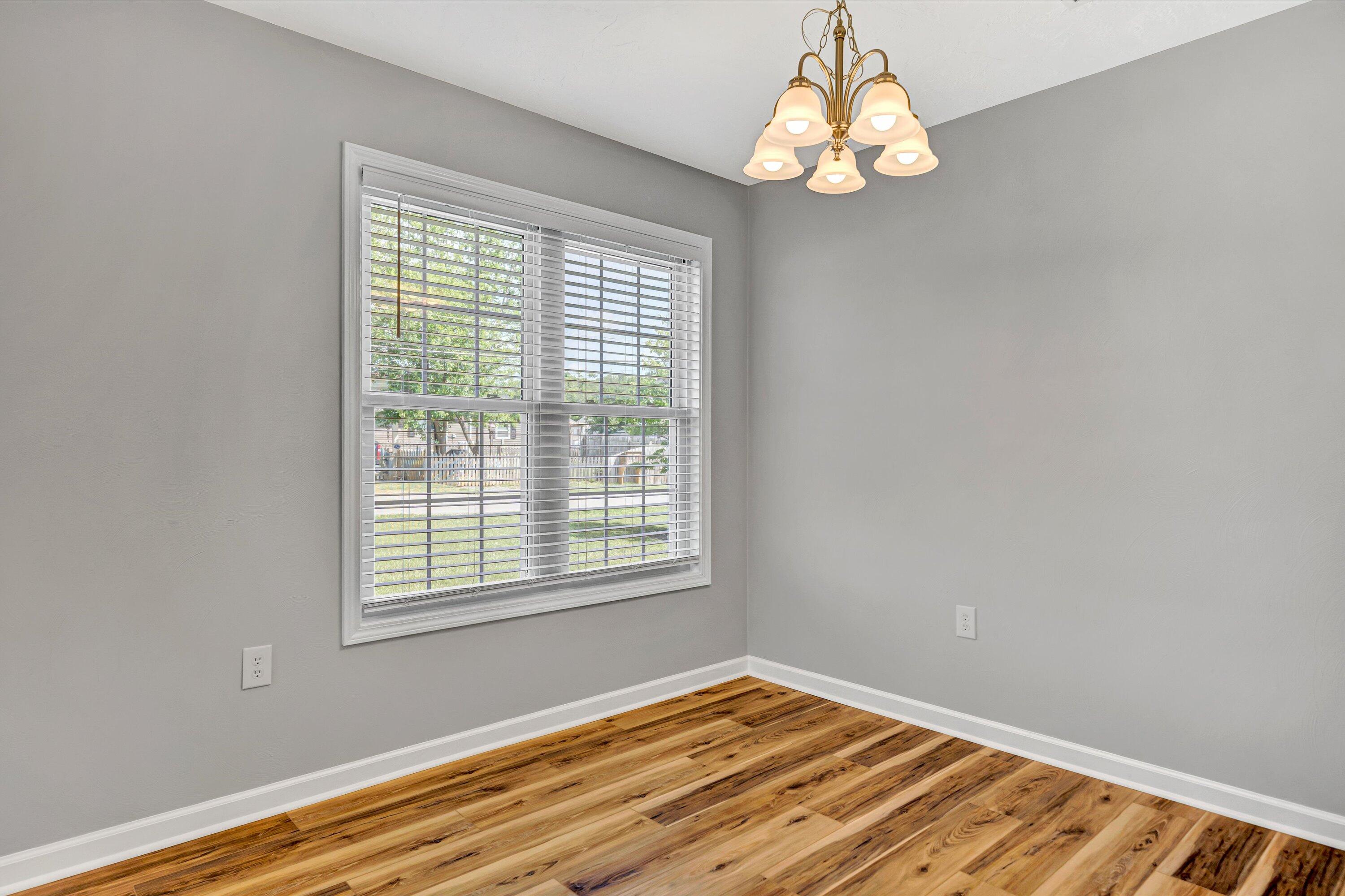 402 Chestnut St, Salem, Virginia image 5