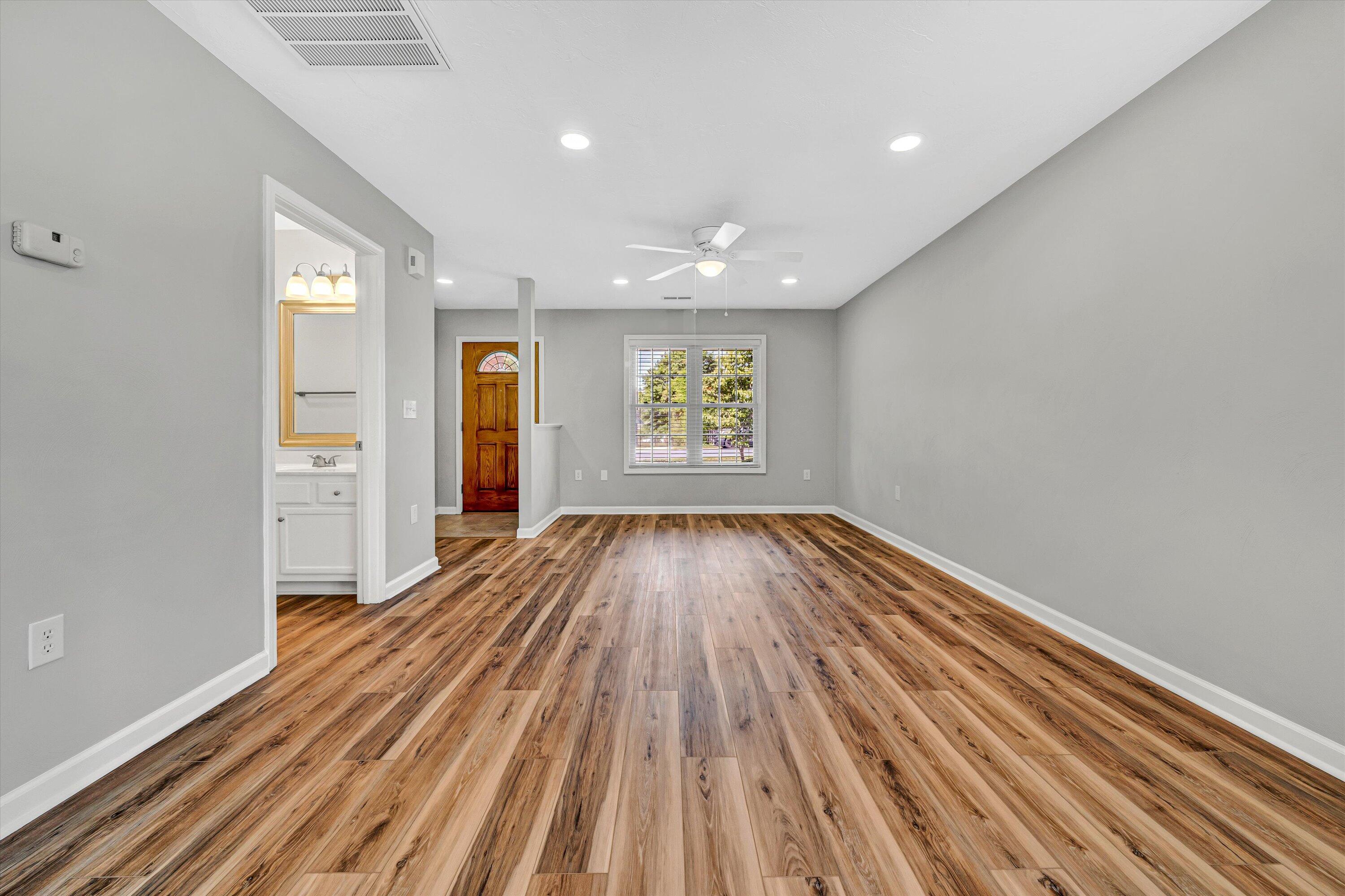 402 Chestnut St, Salem, Virginia image 3