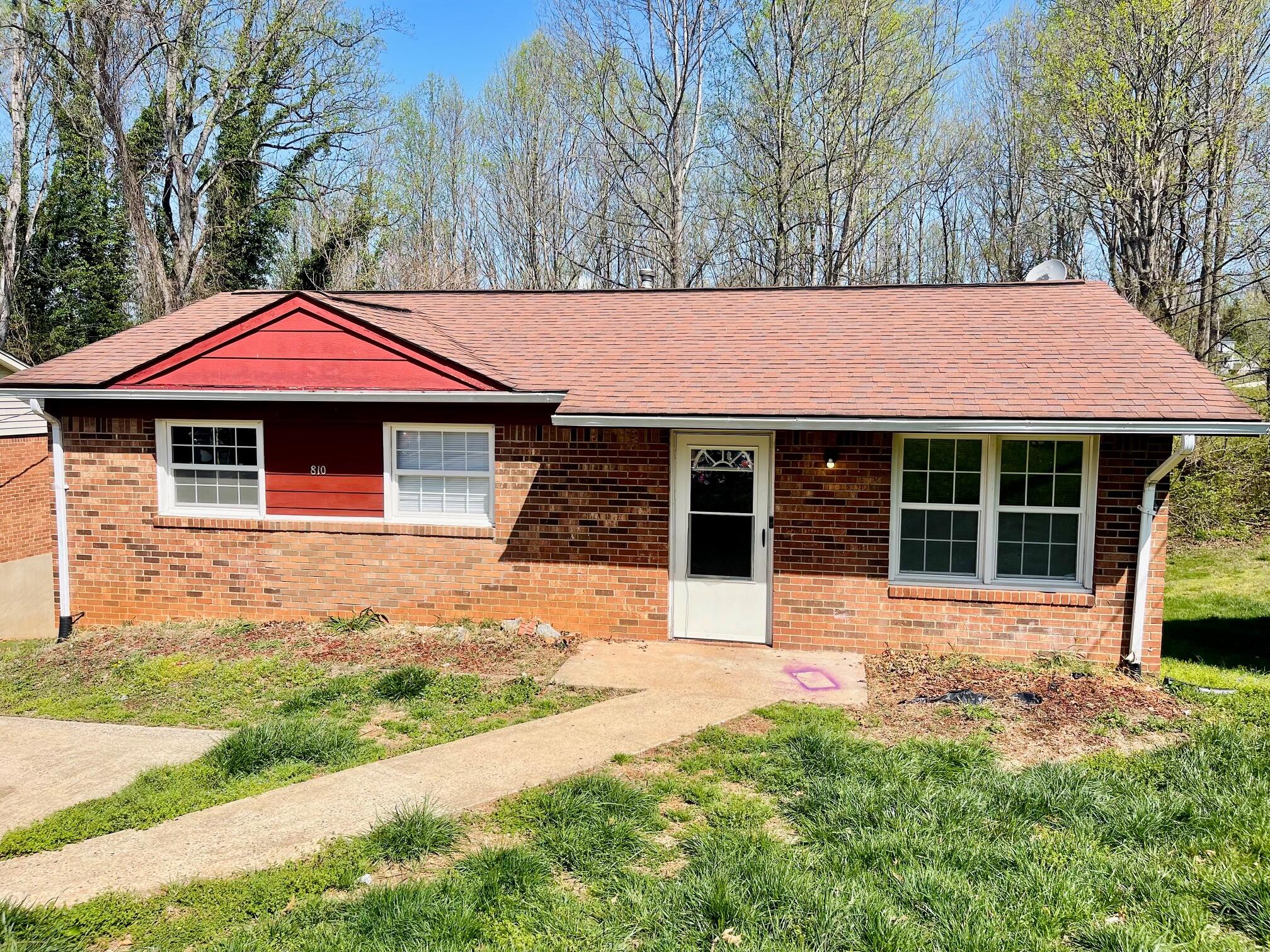 810 Olympia St, Martinsville, Virginia image 1