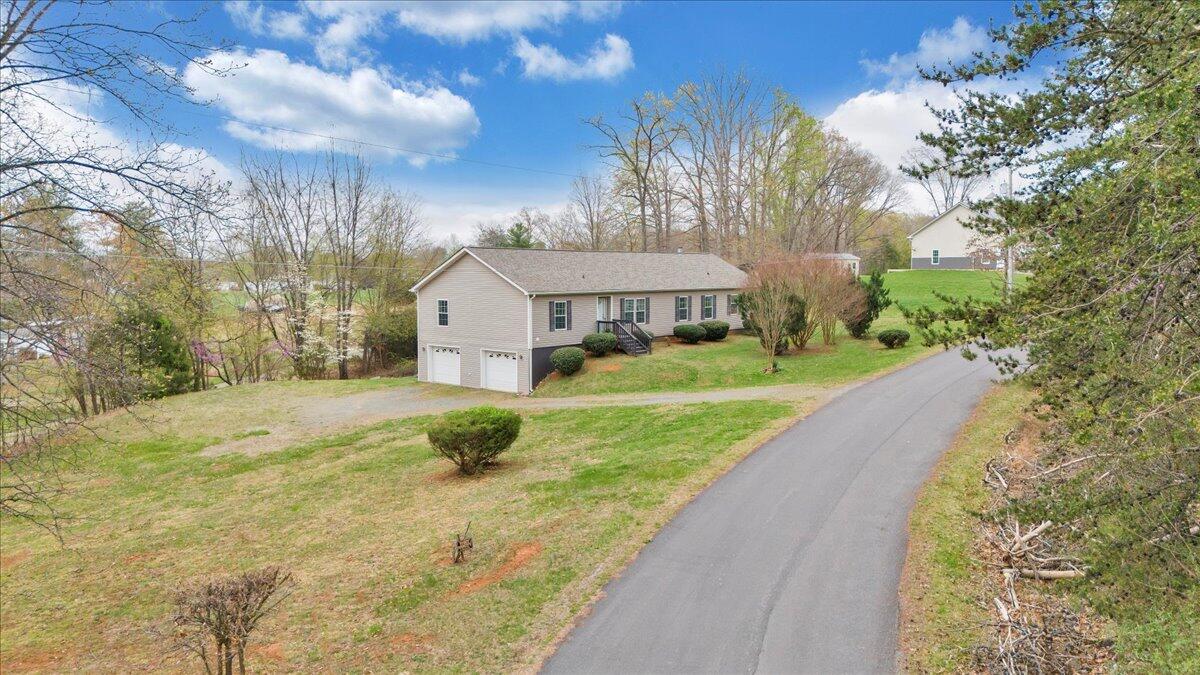200 Surber Dr, Moneta, Virginia image 35
