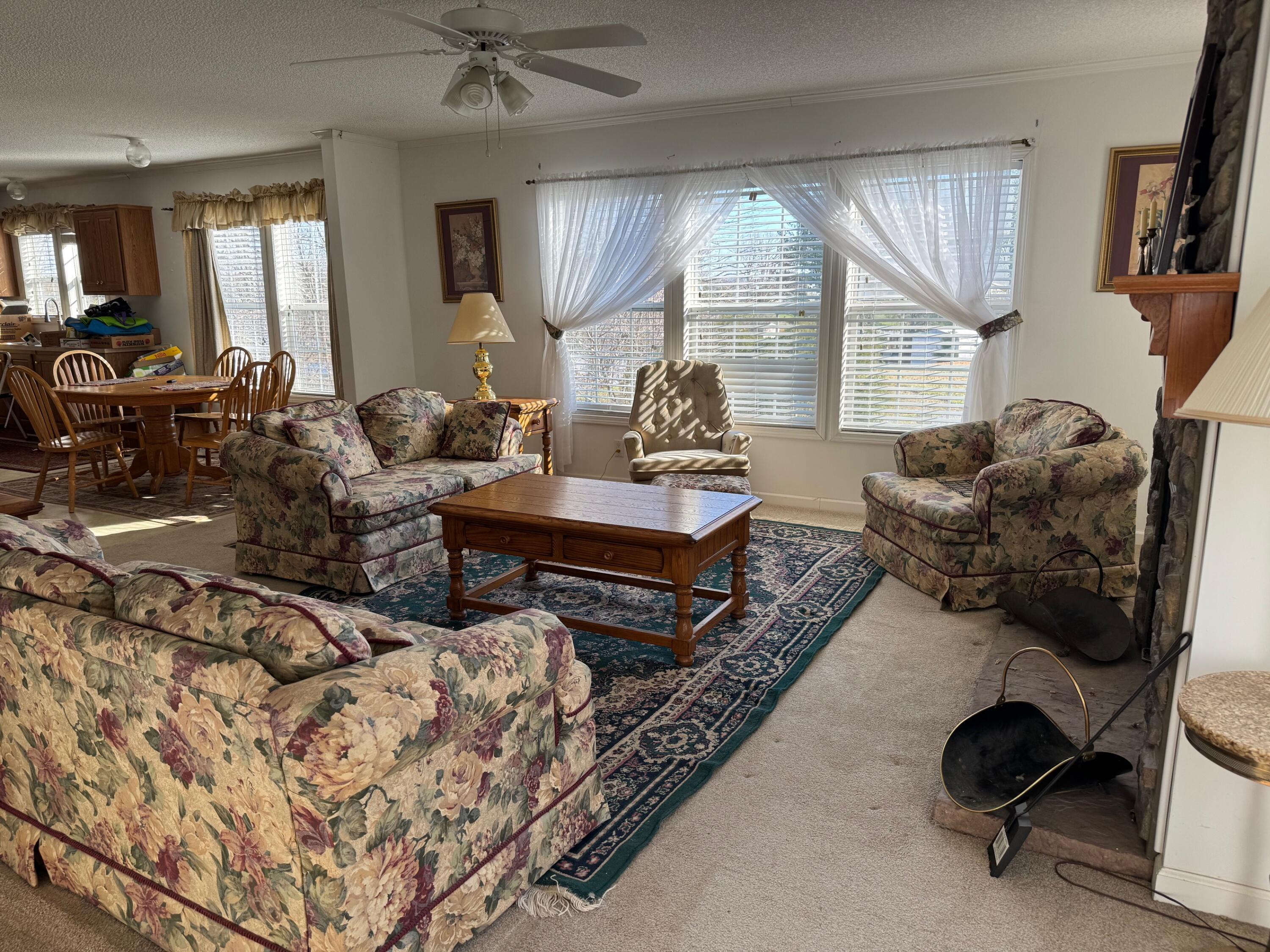 200 Surber Dr, Moneta, Virginia image 17