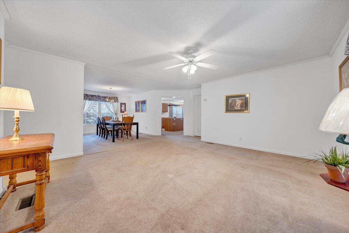 200 Surber Dr, Moneta, Virginia image 10