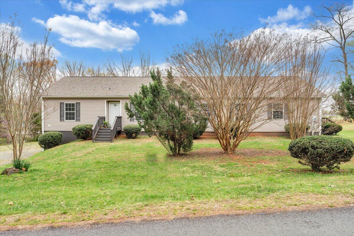 200 Surber Dr, Moneta, Virginia image 6
