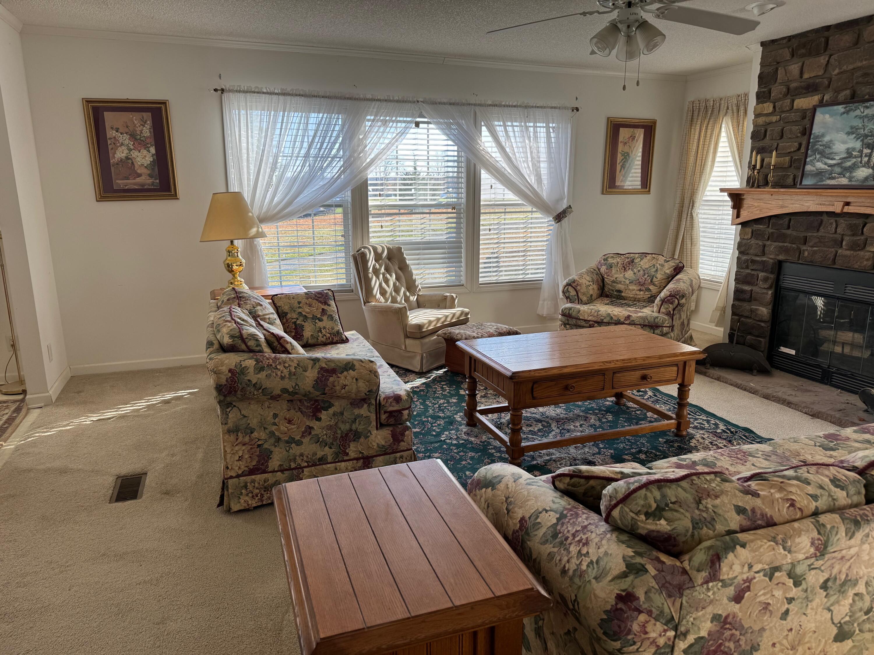 200 Surber Dr, Moneta, Virginia image 28