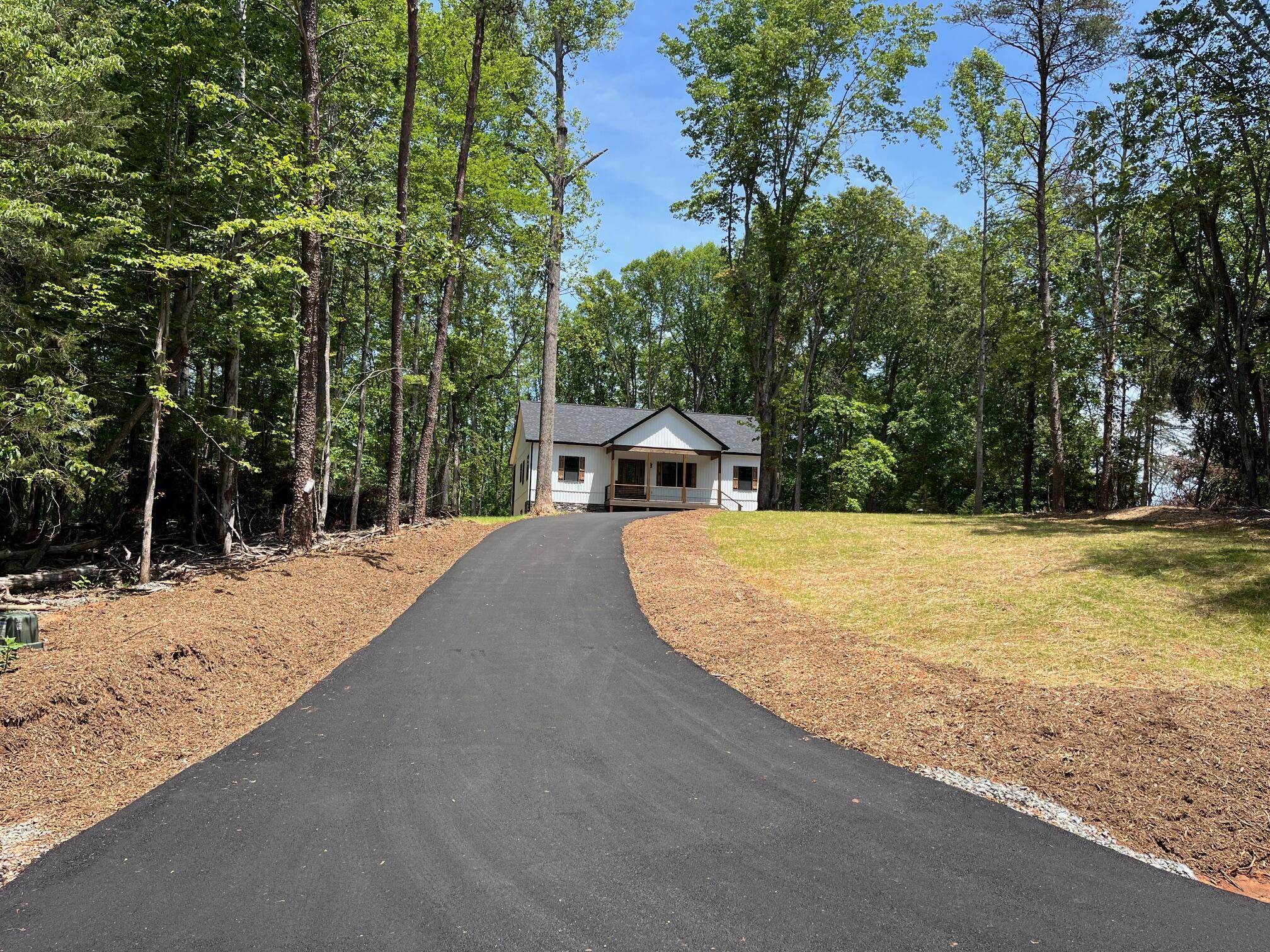 103 Camelot Dr, Moneta, Virginia image 32