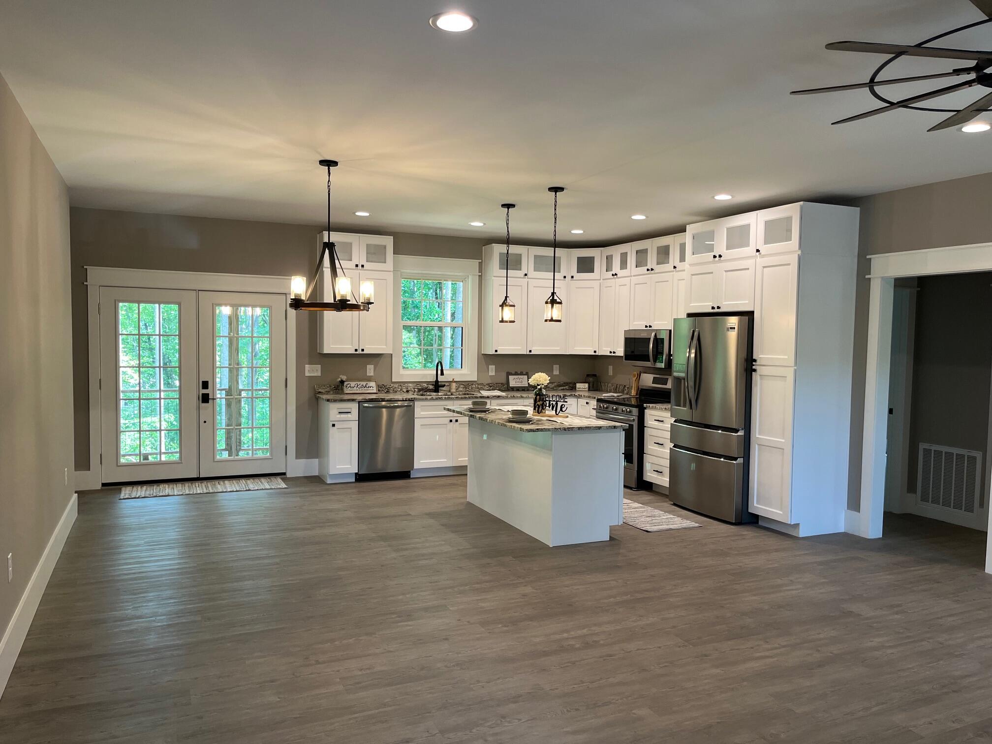 103 Camelot Dr, Moneta, Virginia image 4