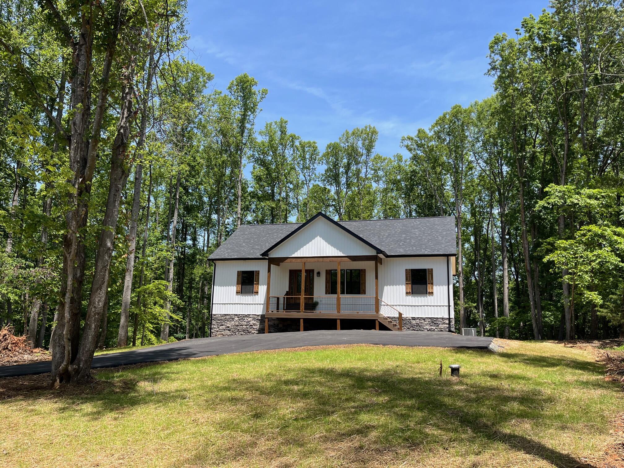 103 Camelot Dr, Moneta, Virginia image 1