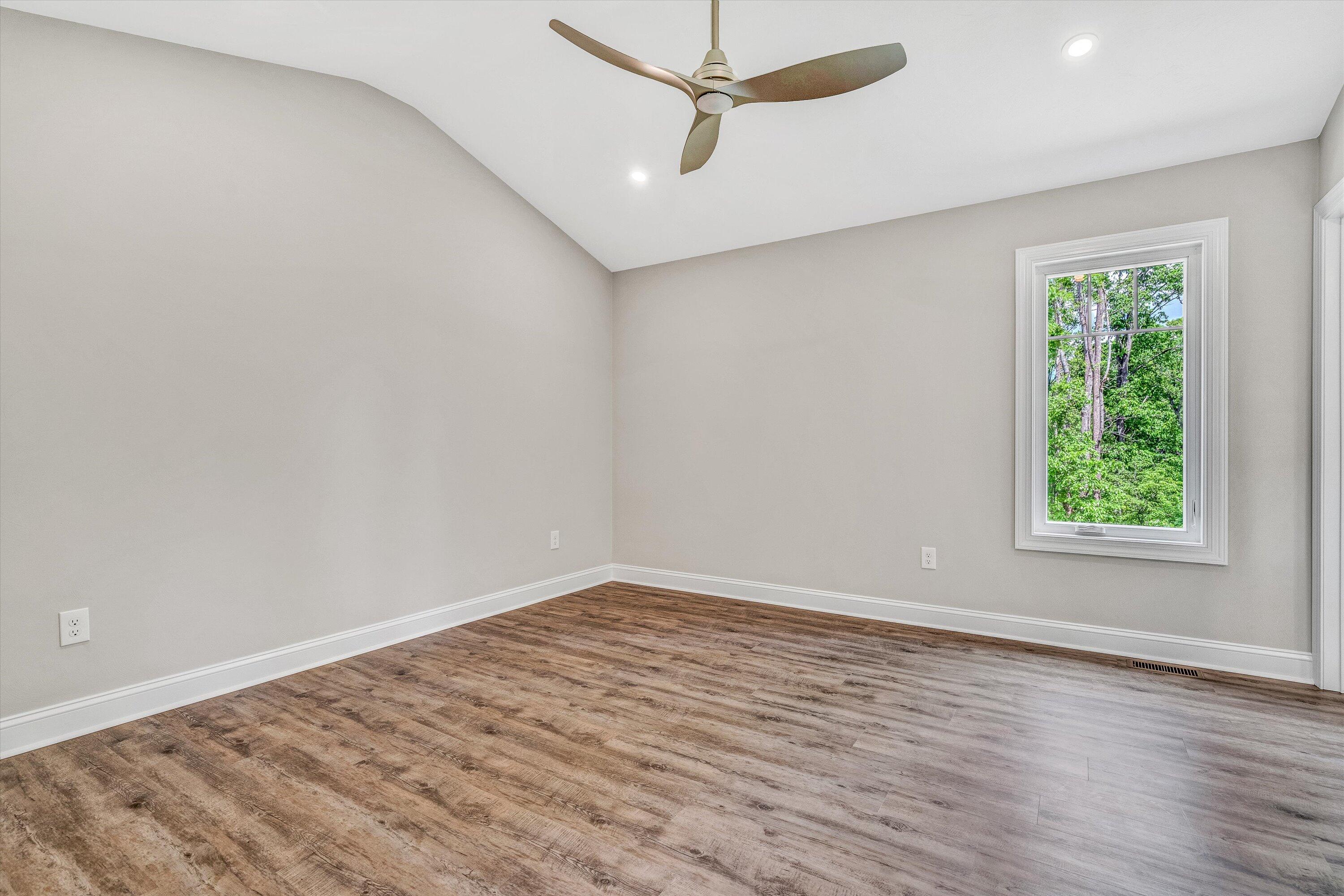 1825 Parker Ln, Vinton, Virginia image 16