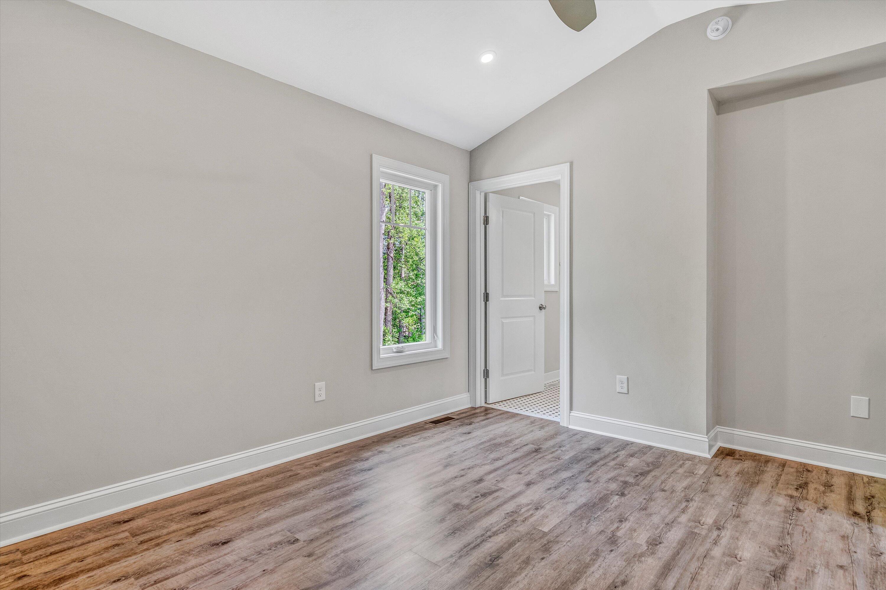 1825 Parker Ln, Vinton, Virginia image 17