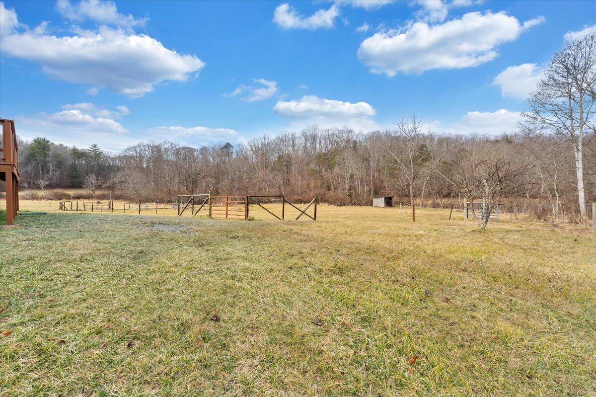 380 Trails End Dr, Hardy, Virginia image 13