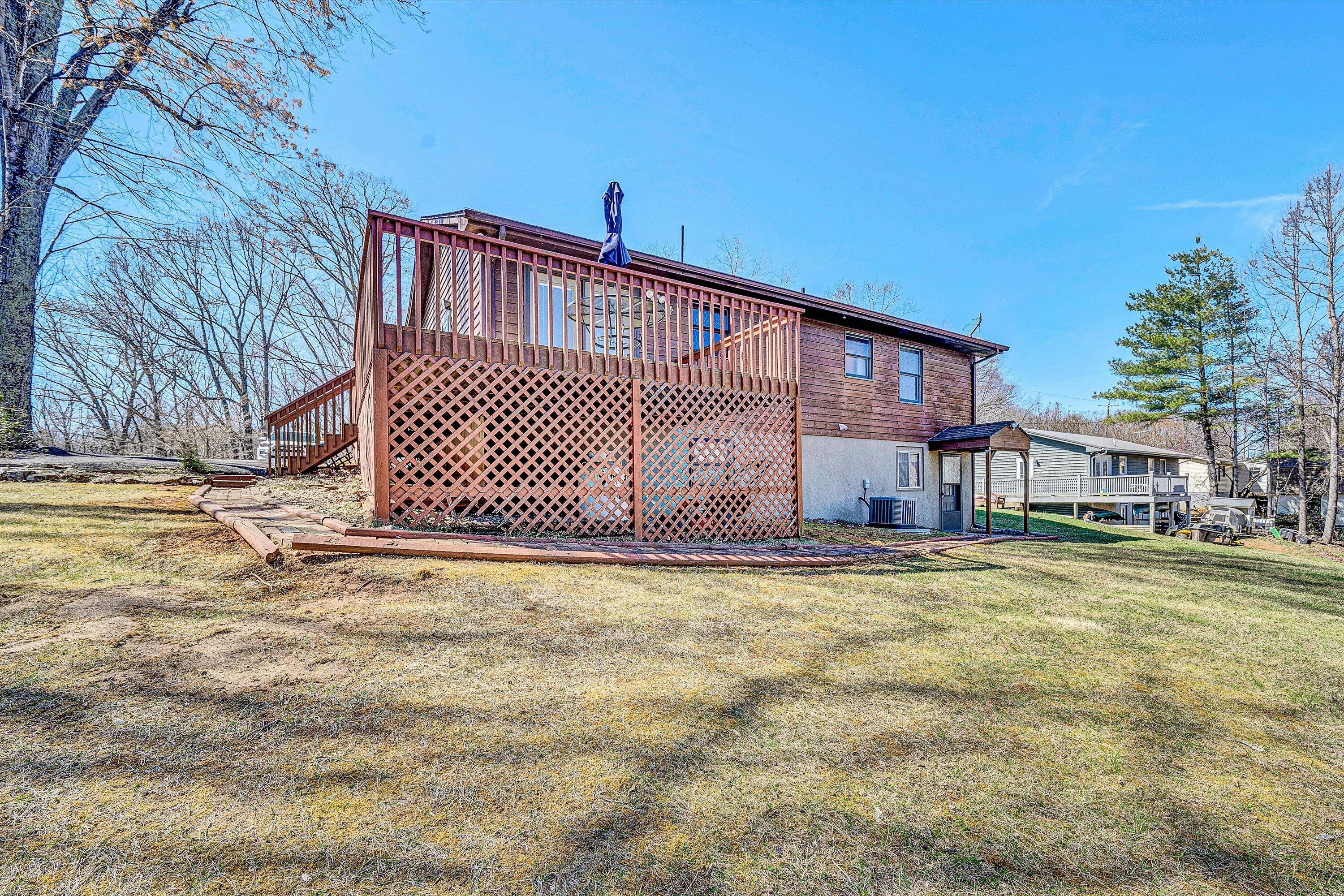 2474 Thomasson Mill Rd, Goodview, Virginia image 29