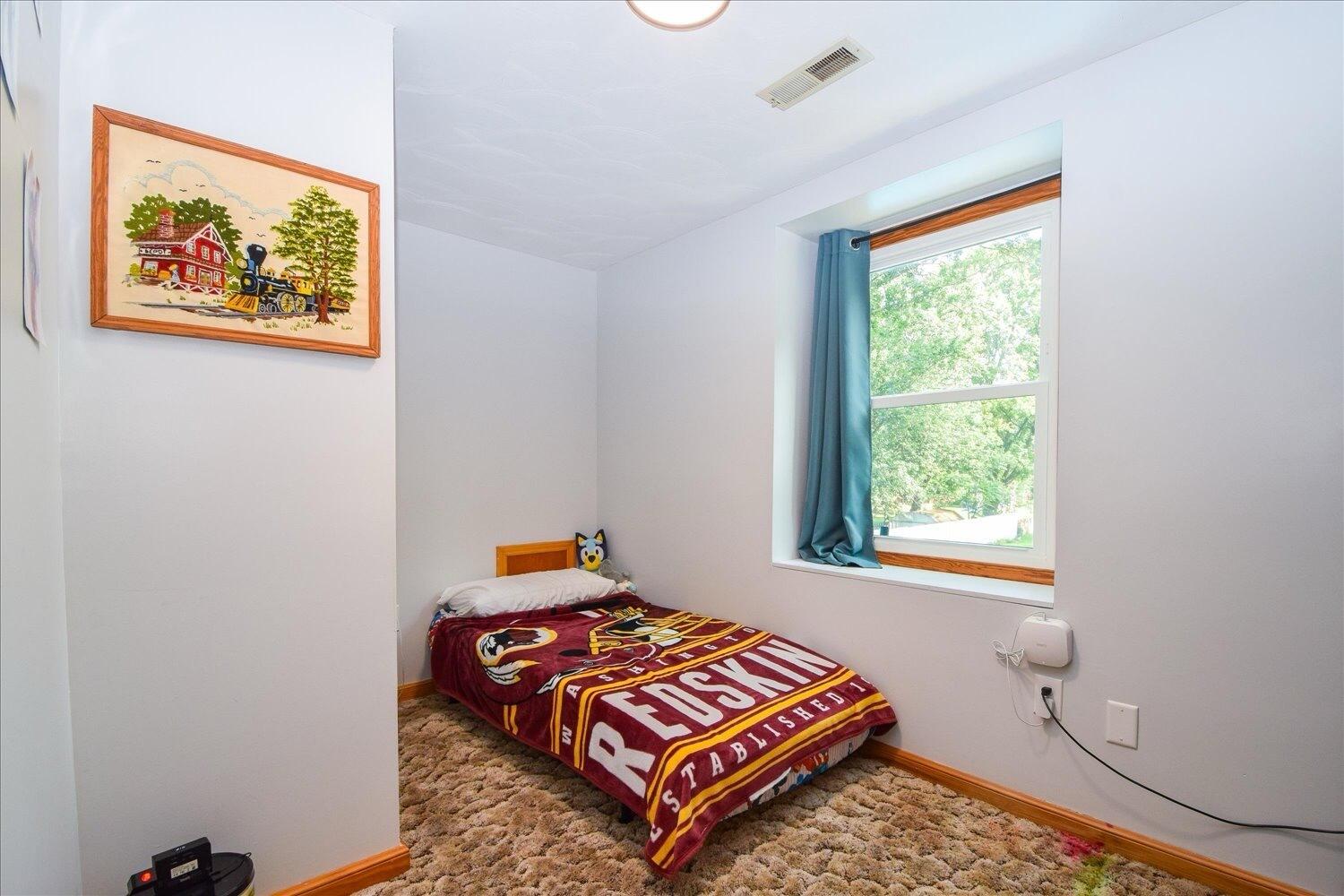 Salem, Virginia 24153, United States, 5 Bedrooms Bedrooms, ,3 BathroomsBathrooms,Residential,Active,194294