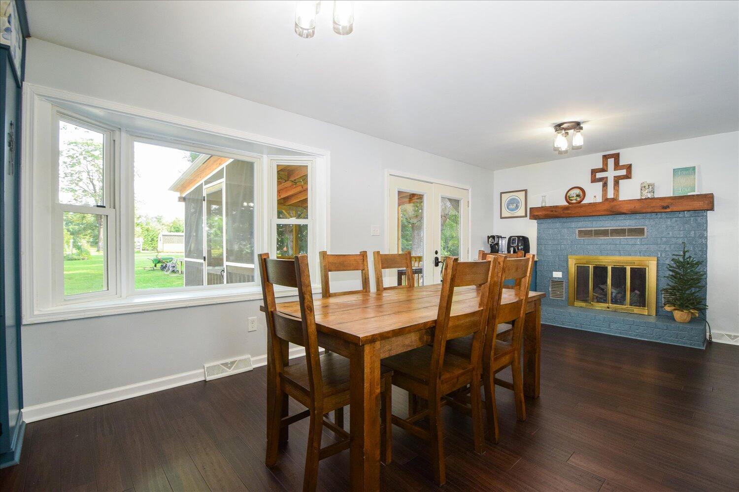 Salem, Virginia 24153, United States, 5 Bedrooms Bedrooms, ,3 BathroomsBathrooms,Residential,Active,194294