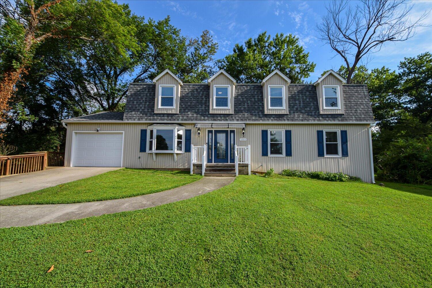 Salem, Virginia 24153, United States, 5 Bedrooms Bedrooms, ,3 BathroomsBathrooms,Residential,Active,194294