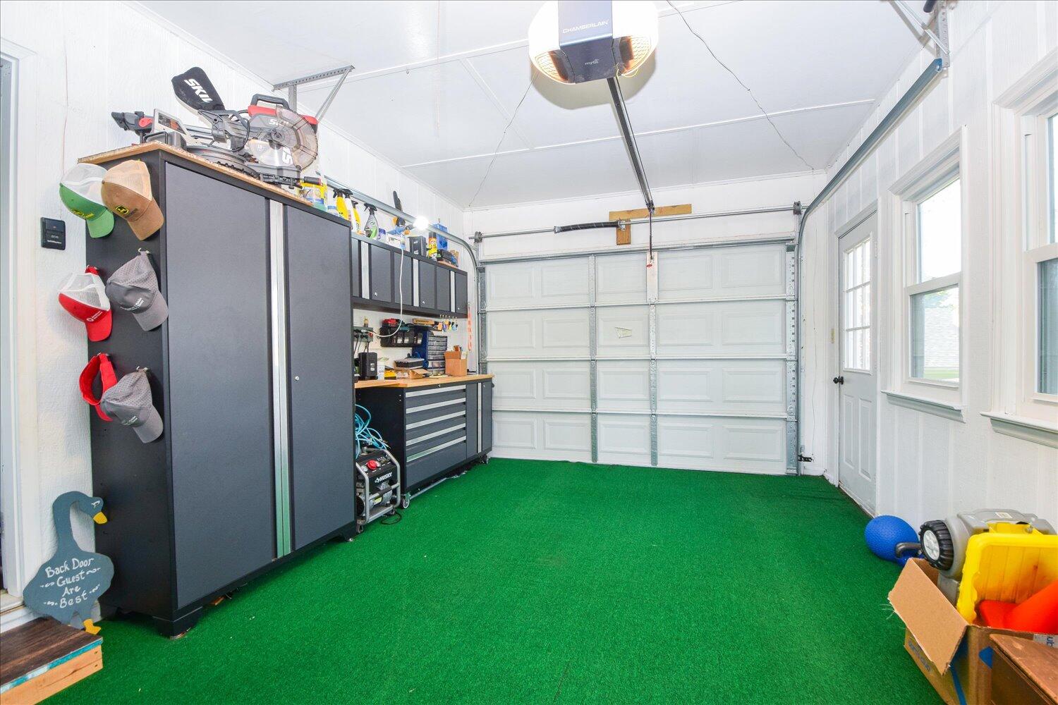 Salem, Virginia 24153, United States, 5 Bedrooms Bedrooms, ,3 BathroomsBathrooms,Residential,Active,194294