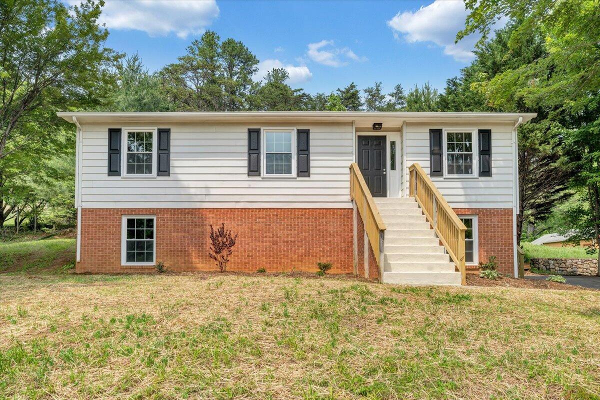 1632 Haymakertown Rd, Troutville, Ohio image 1