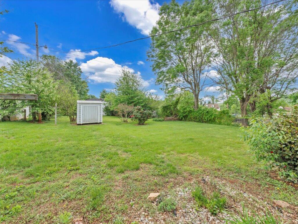 110 Lafayette Ave, Martinsville, Virginia image 30