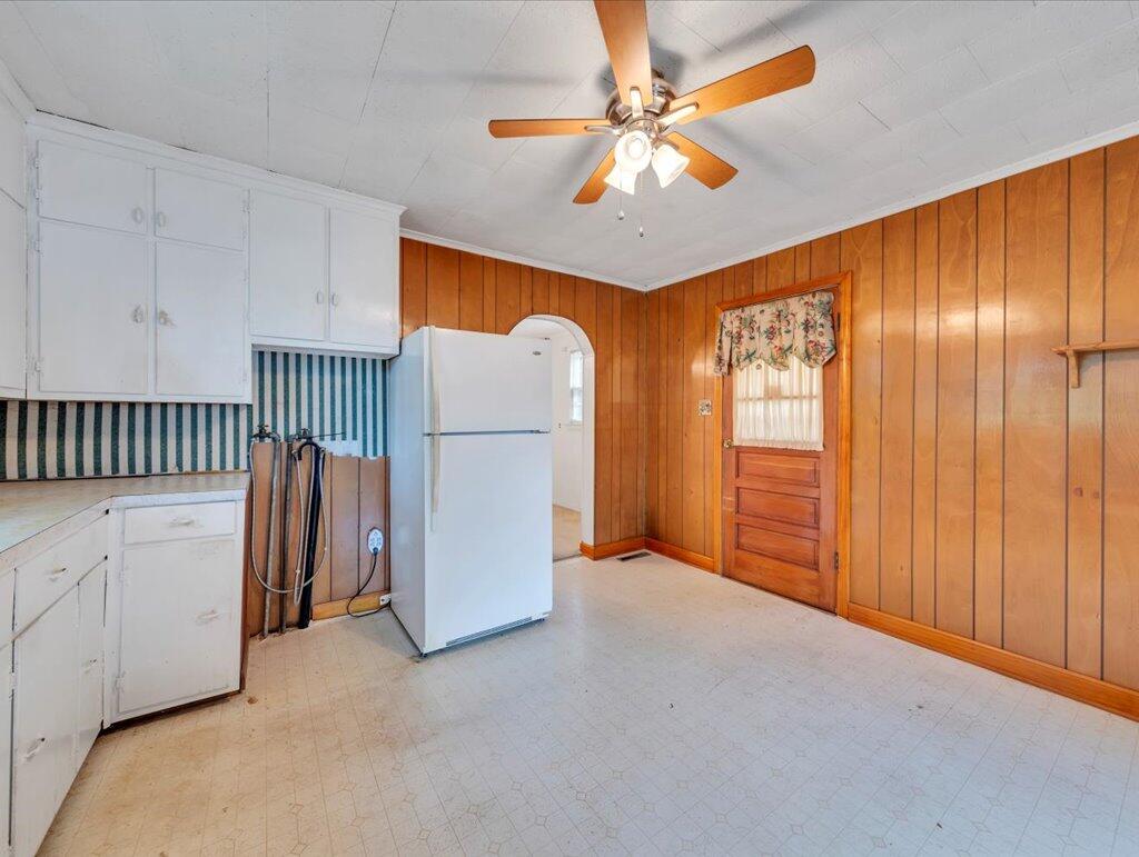 110 Lafayette Ave, Martinsville, Virginia image 14